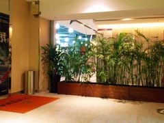 入口-一兆韦德健身(张杨路店)