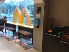 -麦当劳(台州路桥DT店)