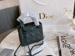 -Dior迪奥(上海世茂广场店)