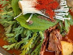 土豆排骨火锅（辣）-喇喇排骨火锅·传统韩式脊骨汤(望京西园总店)