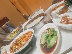 -梅利汴京烤鸭•开封豫菜地标店(东大街店)