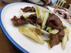 葱爆牛肉-清真·玛丽亚新疆菜主题餐厅(浙江中路店)