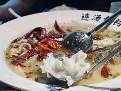 招牌酸菜鲈鱼-宋小谨·望乡(湖东广场店)