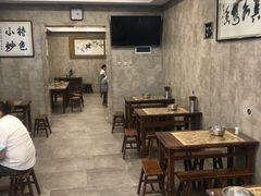 大堂-老乌家特色小炒泡馍(大皮院店)