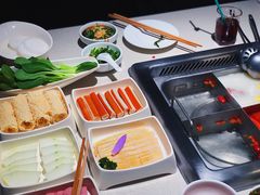 -海底捞火锅鲜切牛肉主题店(长寿路店)