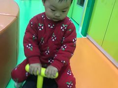 -贝贝鲸亲子游泳俱乐部(富城商楼店)