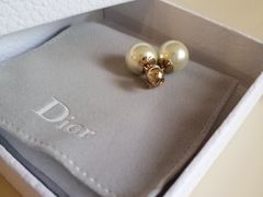 -DIOR迪奥(德基广场女装店)