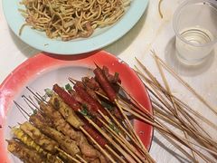 -老街烧烤大排档·地道湖北菜·龙虾馆(汉口火车站店)