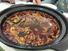 -渝悦情·新派川菜(建国门店)