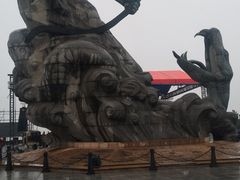 -巴陵广场