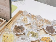 -阮大兴糕团(杭州西湖银泰百货店)