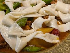 新疆大盘鸡-楼兰新疆主题餐厅(坂田佳华领汇广场店)
