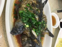 -渔中舟海鲜大排档(普陀沈家门店)