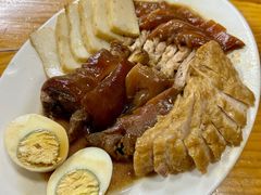 特色三拼-明姨仔潮汕美食·碳炉猪脚·汕尾牛腩饭·起片鸡煲(起义路店)