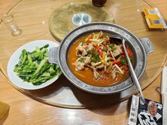 -龚兴城鱼羊吉·家传湖北菜(苗栗路总店)