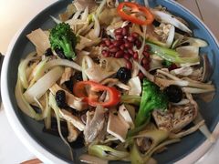 新疆椒麻鸡-董小西的凉皮和椒麻鸡(三元桥店)