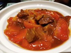 番茄牛腩煲-维园悦谱·海派家常菜(乌鲁木齐南路店)