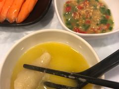 -鲜入围煮花胶鸡海鲜火锅