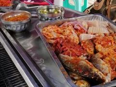 -三圣里·中餐宴请·自助烤肉·烤全羊·柴火鸡(旗舰店)