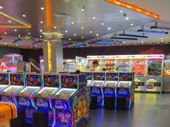 -反斗乐园π·电玩·高空拓展·蹦床(龙华天虹店)