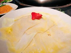 -茅草房·河畔园林火锅