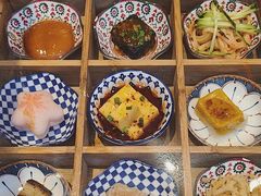 -阿瓦山寨·湘菜现炒·剁椒鱼头王(咸阳总店)