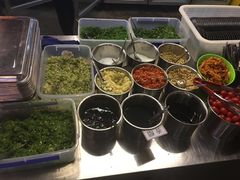 -钢管厂五区小郡肝串串香(滨江店)