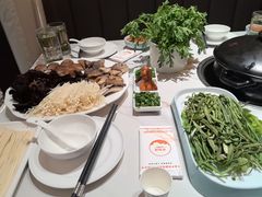 -伊和园清真餐饮