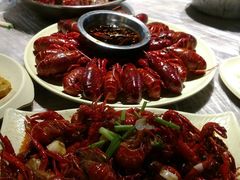 -巴厘龙虾·榜首油焖大虾(音乐学院·沿江酒馆店)