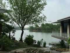 -上海怡沁园度假酒店