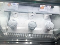 -喜茶(北京华贸购物中心店)