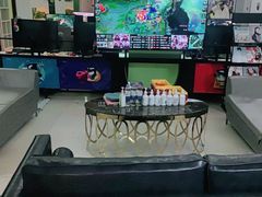 -栈逗电竞馆•电竞酒店(萧山旺角城店)