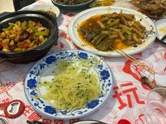 -老班长·小龙虾·鲜货烧烤大排档(金街美地店)