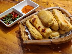 -老滇山寨•云南特色菜•地方菜•民族风情歌舞表演(金碧店)