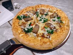 炙烤澳洲牛肉比萨（大方薄底）-必胜客(松雷店)