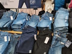 -GAP(王府井奥莱·香江小镇店)