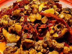 辣子鸡-柴窝堡22号辣子鸡·传承新疆菜