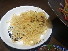 -东口码头·烧鸽子·鱼头泡饼·地方菜(金鹰悦城店)