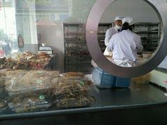 -陆稿荐观前街店
