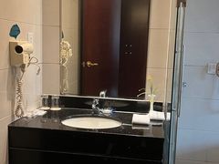 -华雅花园大酒店