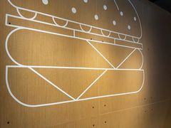 -麦当劳(中二横路店)