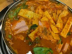 小滴排骨火锅-喇喇排骨火锅·传统韩式脊骨汤(望京西园总店)