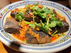 -洞庭土菜小炒馆(易发广场店)