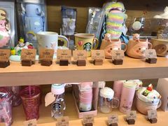 零售区-星巴克臻选(宁波世纪东方广场店)