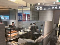 -东方红海鲜百汇(国际大厦店)