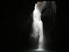 -华蓥山天意谷景区