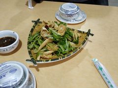-乡府肉丁水饺(环山路店)