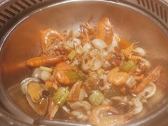 -七欣天香辣蟹火锅(上海奉贤杭州湾生活广场店)
