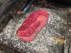 现切肩胛牛排-老乾杯和牛烧肉(王府中环店)