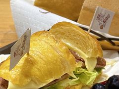 -劳顶笨咖啡(西塔店)